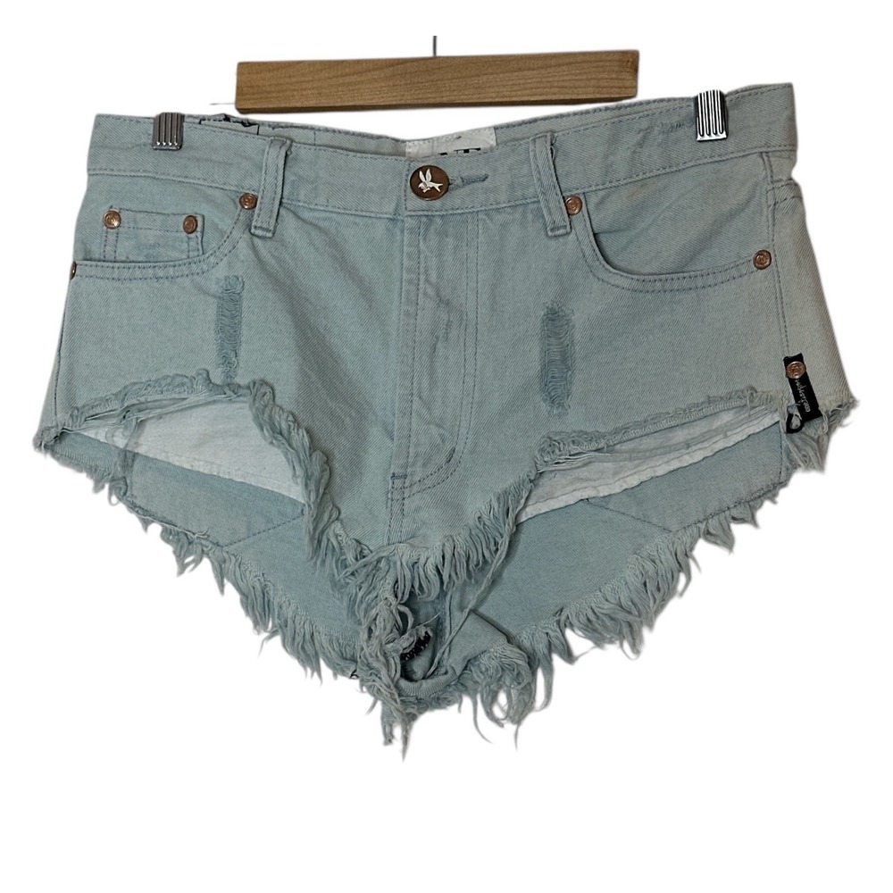 One Teaspoon Jean Shorts Women 26 Baby Blue Distressed Cut Off summer SAMPLE NEW